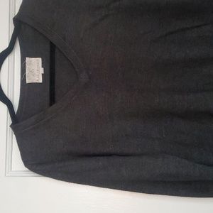 Debbie Morgan Petite charcoal gray acrylic sweater